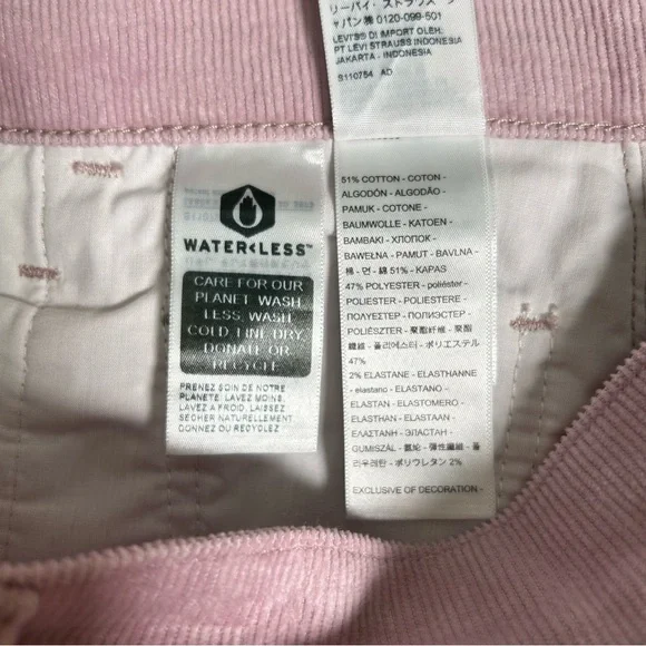 Levi's Ribcage Pink Bellbottom Flare Boot Wide Leg Corduroy Pants 29x32 NWT $80 - Picture 7 of 8